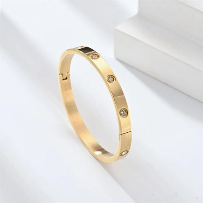 Stainless Steel Cuff BraceletsSPECIFICATIONS
 
Brand Name: Carofeez
Gender: Women
Metals Type: Stainless Steel
Bracelets Type: Cuff Bracelet
Fine or Fashion: Fashion
Function: Period Tracker
FuncSouvenirs 4 youSouvenirs 4 you