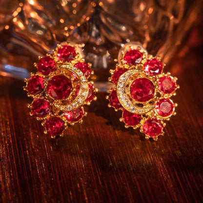 Mid-ancient Vitage 24 Glossy Sweet Fashion Rhinestone Earrings