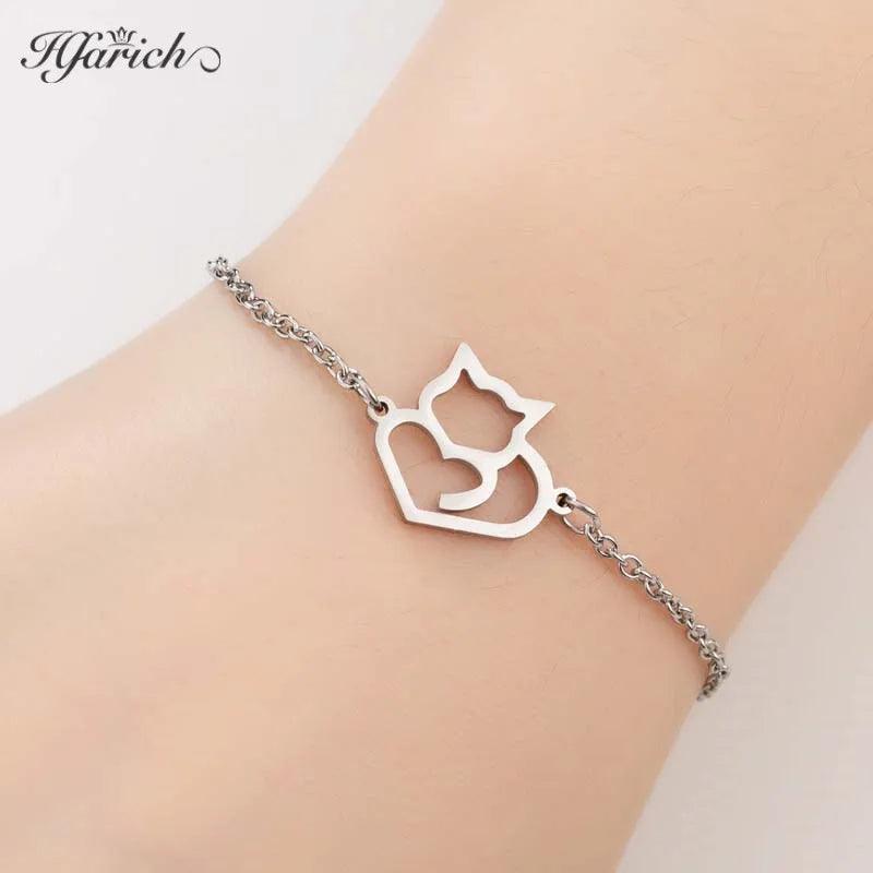 Bracelets Camera, Star, CatSPECIFICATIONSBrand Name: HfarichGender: WomenMaterial: MetalMetals Type: Stainless SteelBracelets Type: Charm BraceletsChain Type: Link ChainItem Type: BraceletsClaSouvenirs 4 youSouvenirs 4 you