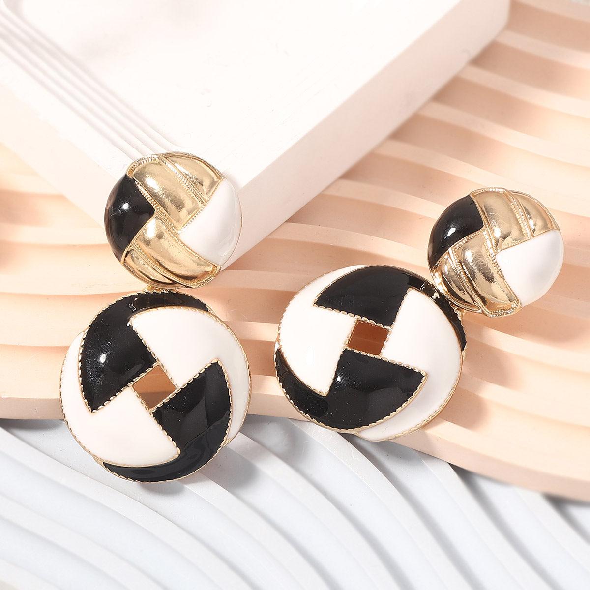 Fashion Black And White Dripping Geometric Round Earrings