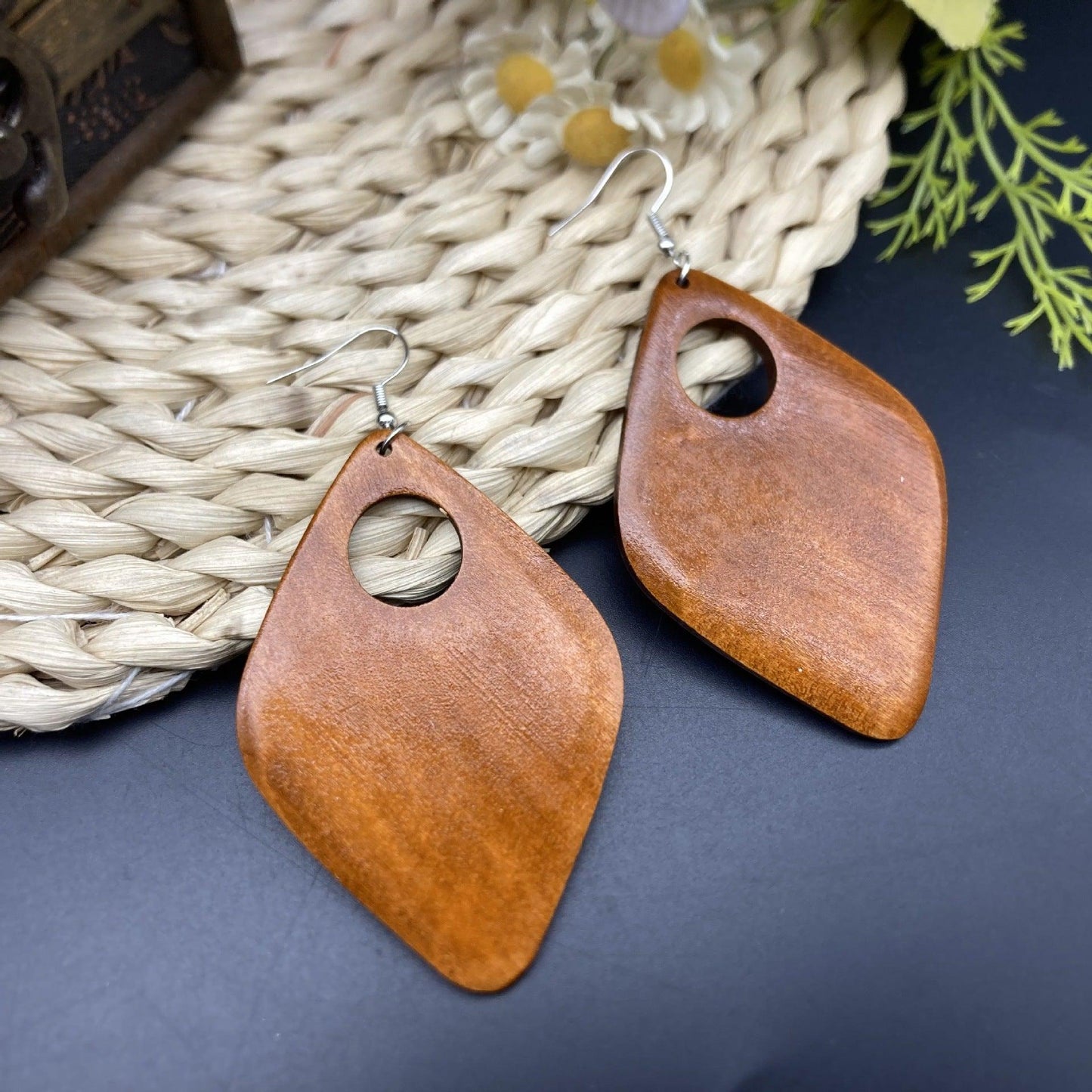 Simplicity And Exaggeration Hollow Out Large Earrings Fashion