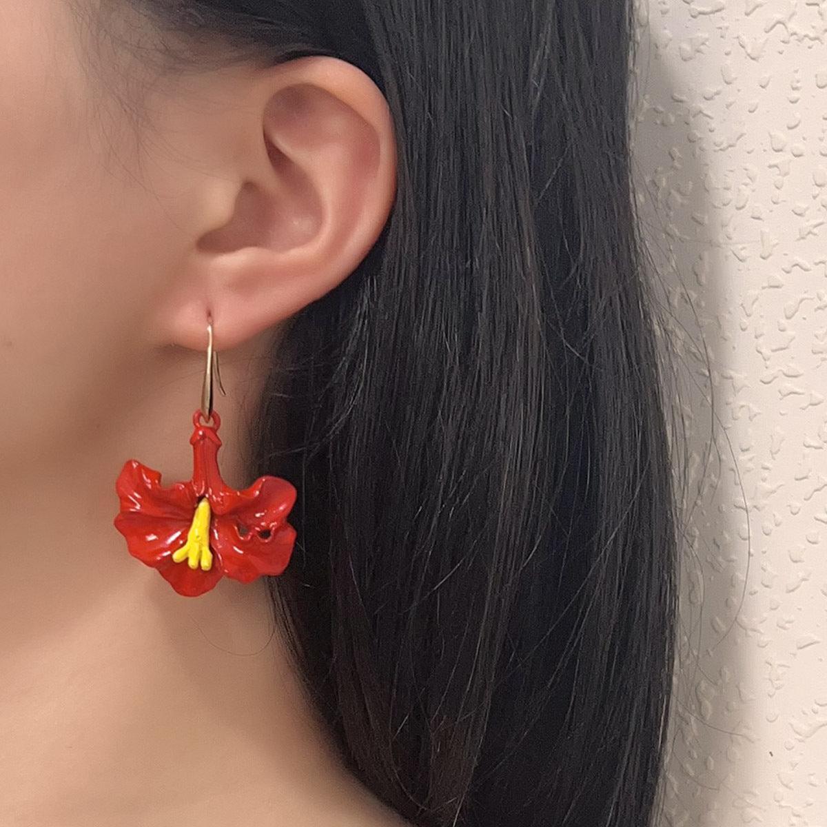 Creative Design Red Alloy Dripping Morning Glory Ear Hook