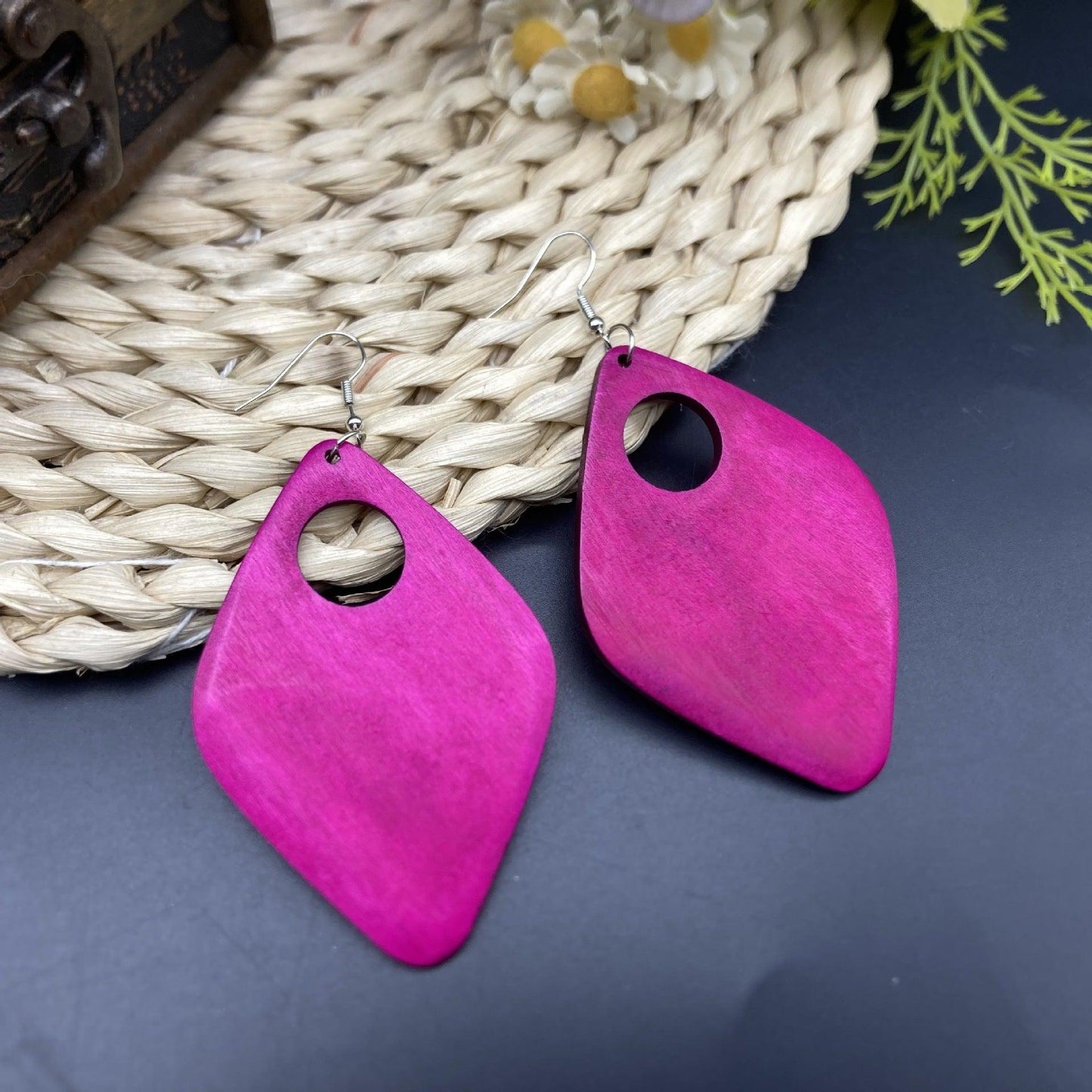 Simplicity And Exaggeration Hollow Out Large Earrings Fashion