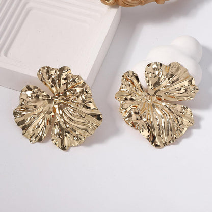 Fashion Exaggerated Large Flower Ear Studs Design Sense