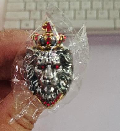 Vintage lion ring